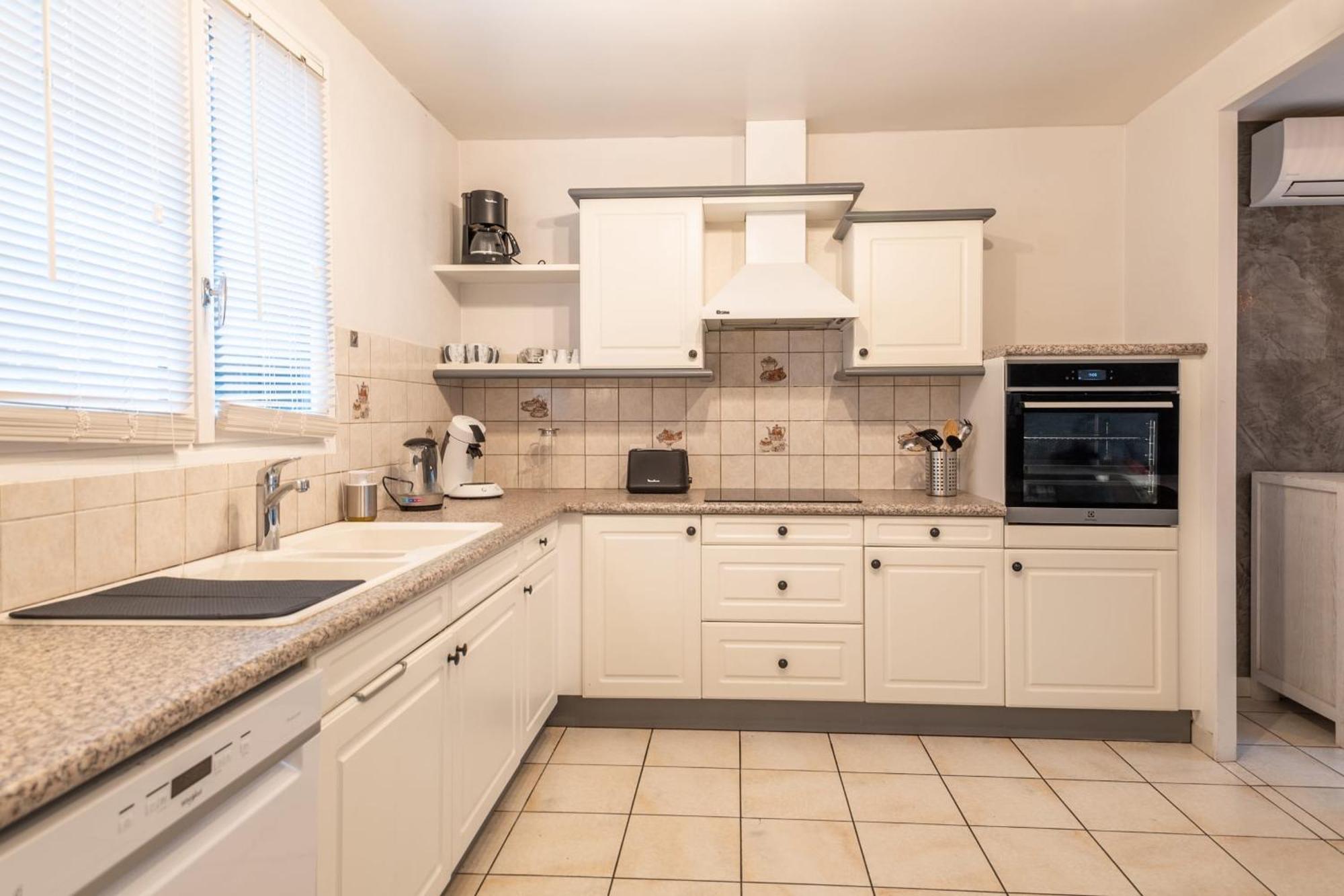 Villa Alpiloc - Town House With Garden And Winter Lounge Annecy Esterno foto