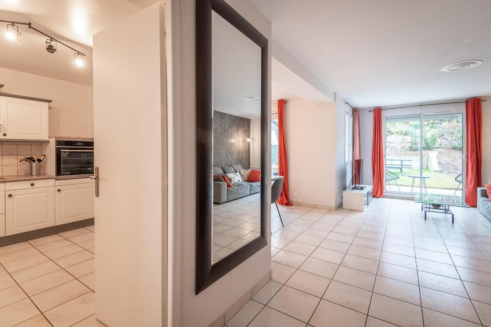 Villa Alpiloc - Town House With Garden And Winter Lounge Annecy Esterno foto